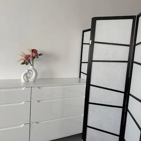 Beautiful In The Center Of بوبراد