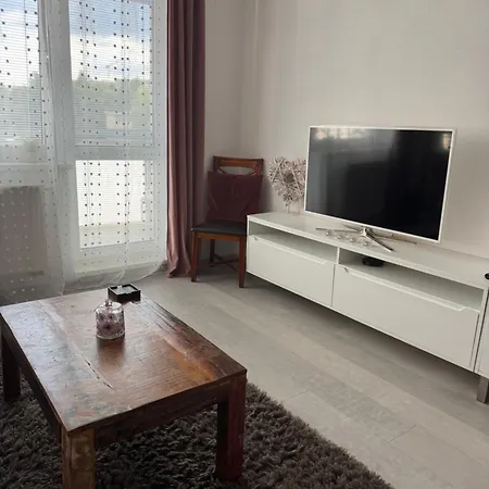 Beautiful In The Center Of شقة