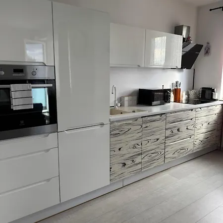 Beautiful In The Center Of شقة بوبراد