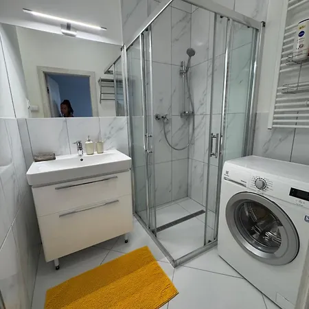 Daire Beautiful In The Center Of